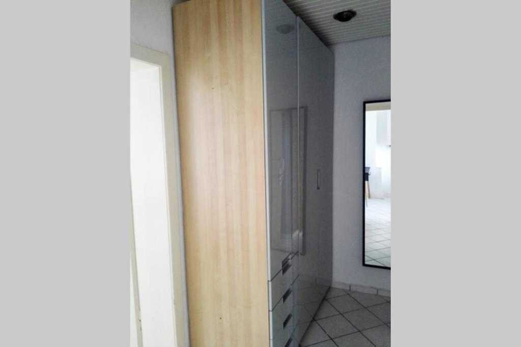 Beautiful Cozy 1-Room Apartment, Near Rhine Dusseldorf Bagian luar foto